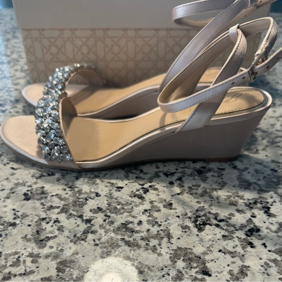 🌟Badgley Mischka Sandals 🌟Like new 🆕 - Picture 12 of 17
